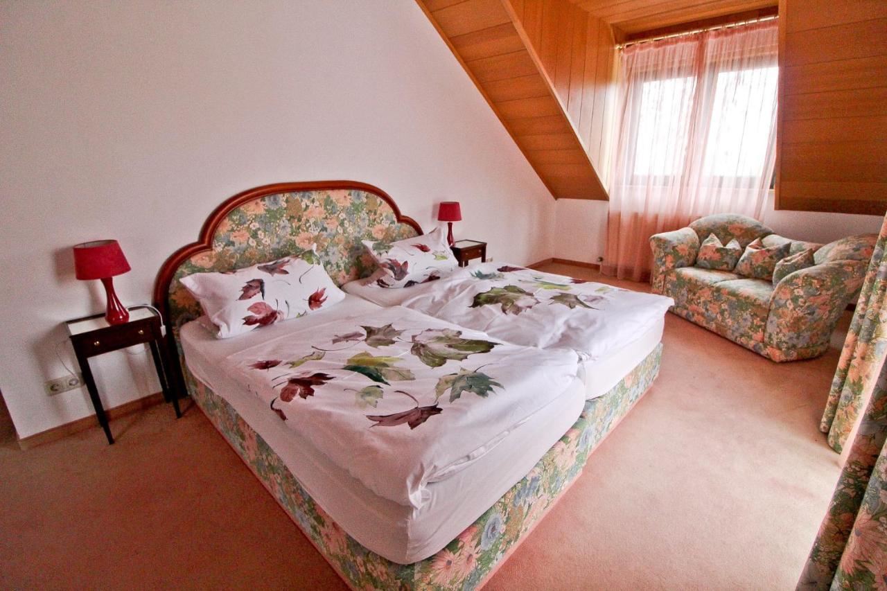 Waldhotel Stein Selbitz Екстериор снимка