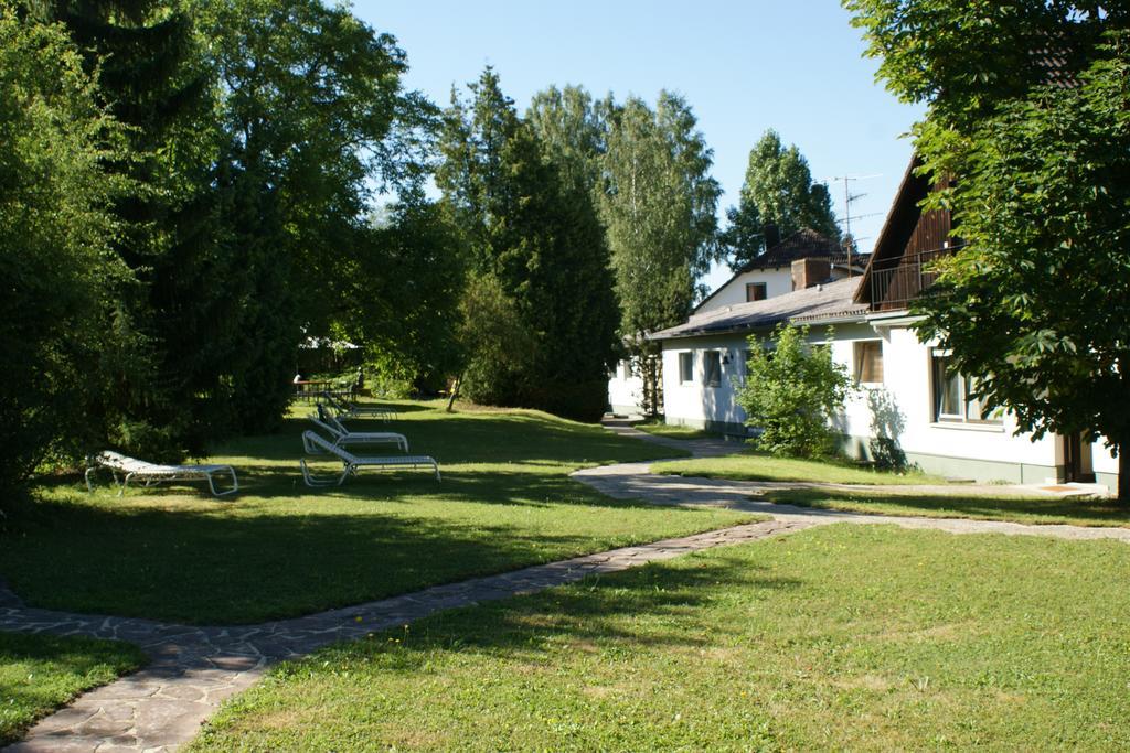 Waldhotel Stein Selbitz Екстериор снимка
